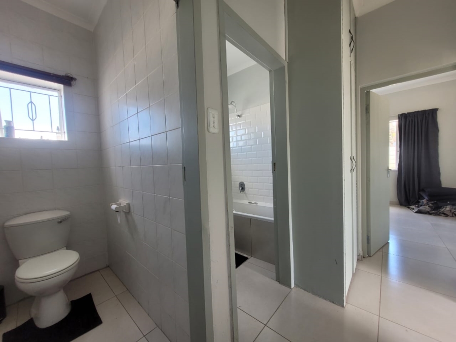 To Let 3 Bedroom Property for Rent in C Place Eastern Cape